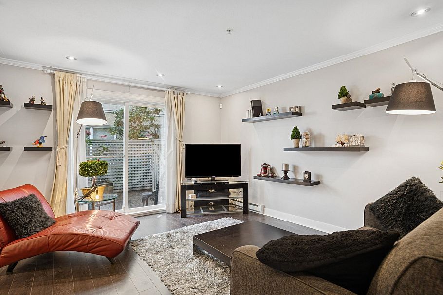 105 1554 Burnaby Street Vancouver, BC - 3