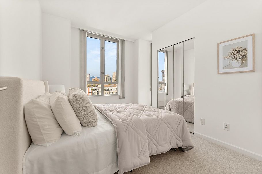 701 5850 Balsam Street Vancouver, BC - 23