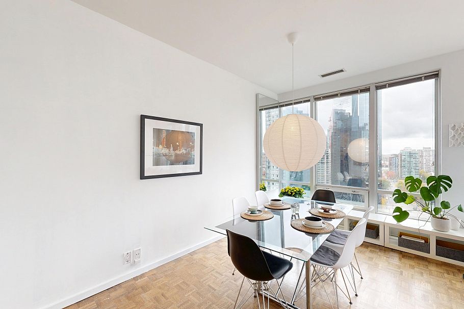 1207 989 Nelson Street Vancouver, BC - 19