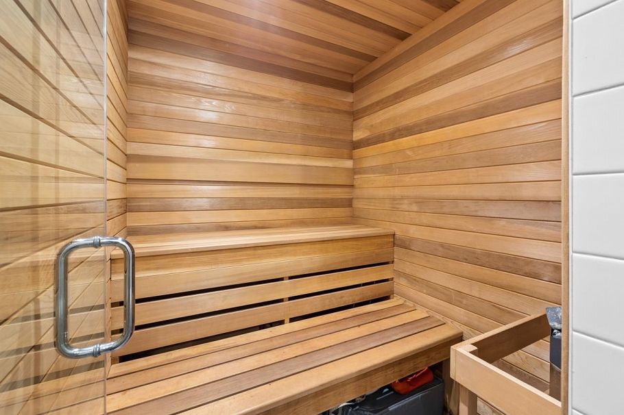 3363 W 15th Avenue Vancouver, BC - 37