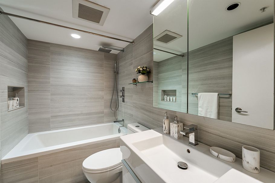 1007 1331 W Georgia Street Vancouver, BC - 11