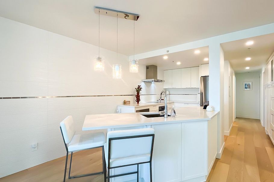 502 1388 Homer Street Vancouver, BC - 9