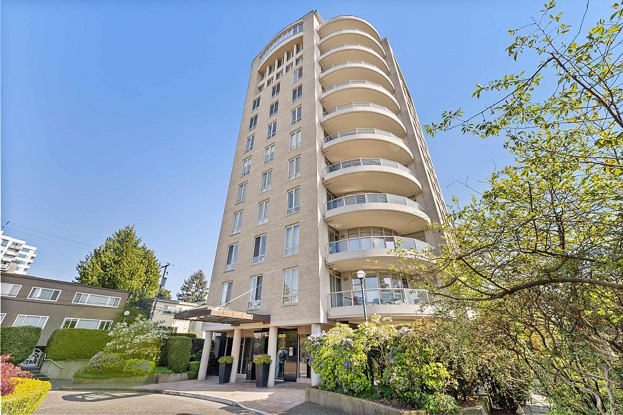 701 5850 Balsam Street Vancouver, BC - 1