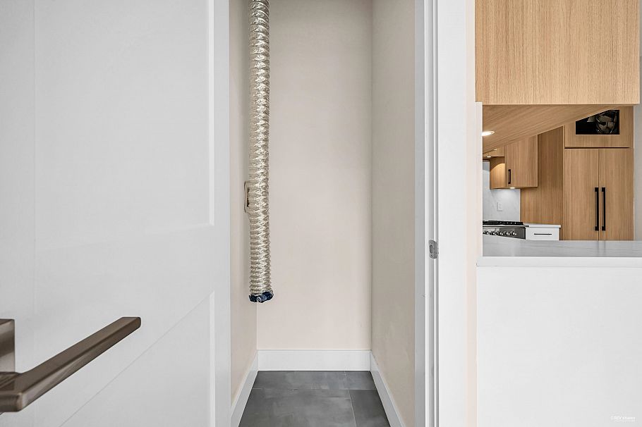 2371 Adanac Street Vancouver, BC - 29