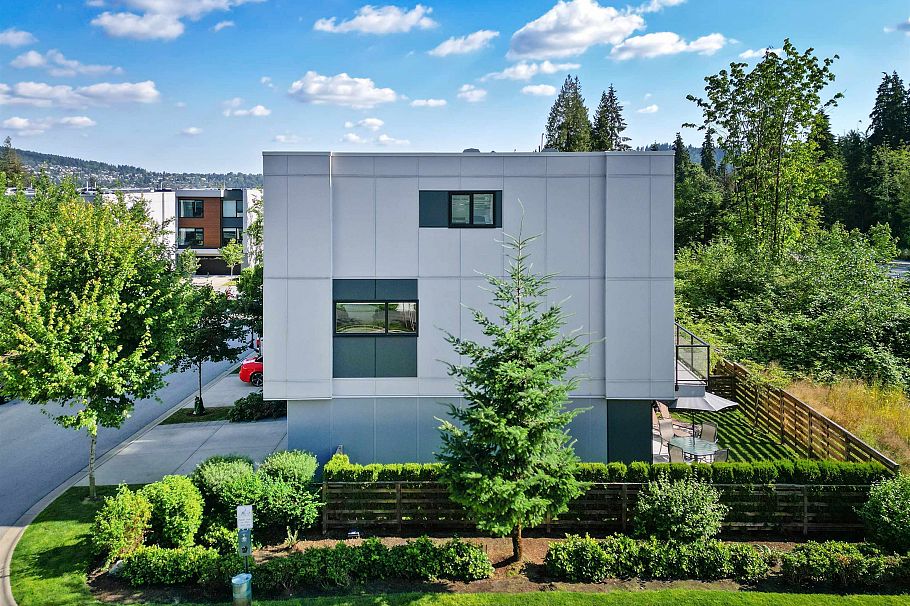 54 3597 Malsum Drive North Vancouver, BC - 36
