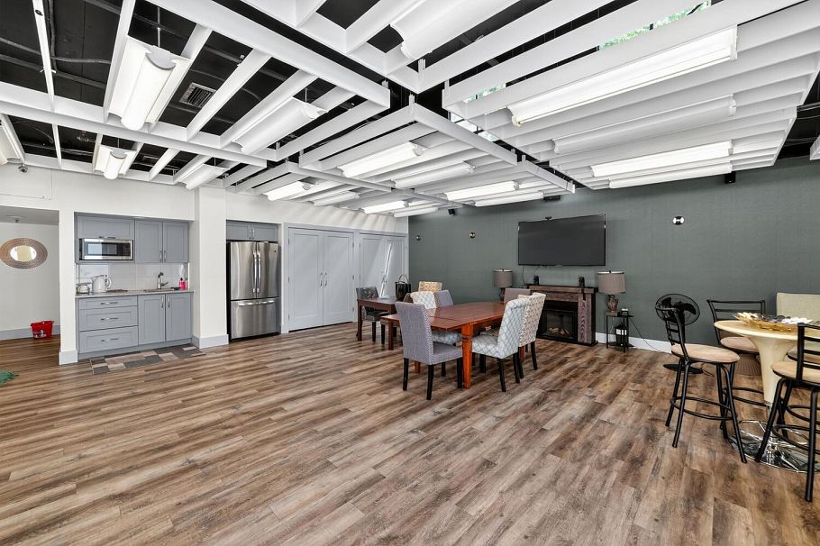 1501 1500 Howe Street Vancouver, BC - 12