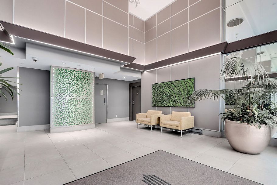 936 Richards Street Vancouver, BC - 35