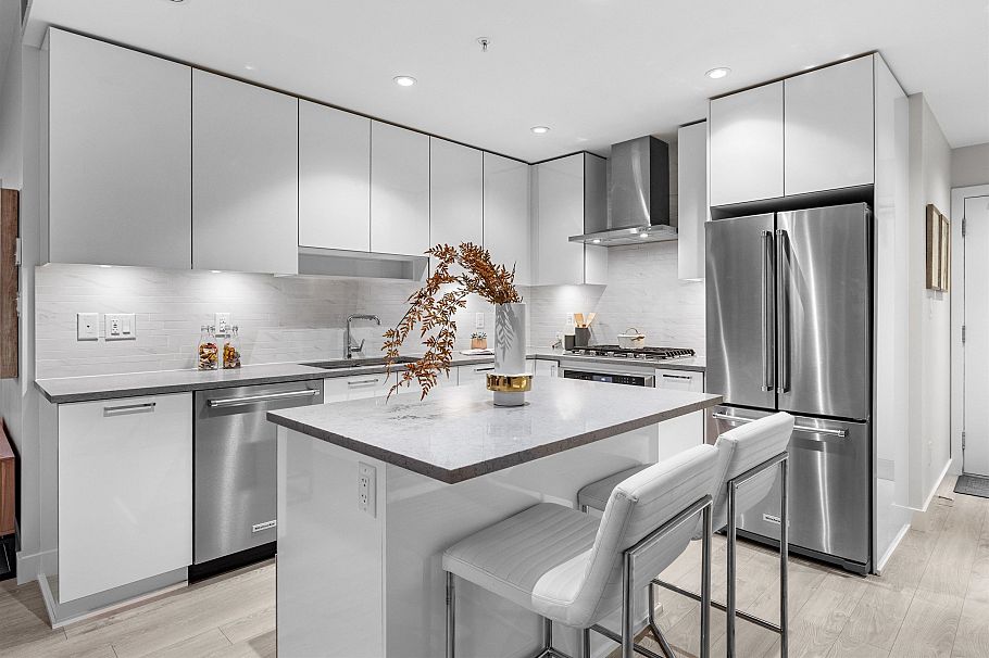 2402 1788 Gilmore Avenue Burnaby, BC - 12