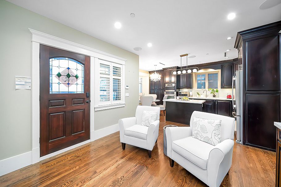 3838 W 15th Avenue Vancouver, BC - 30