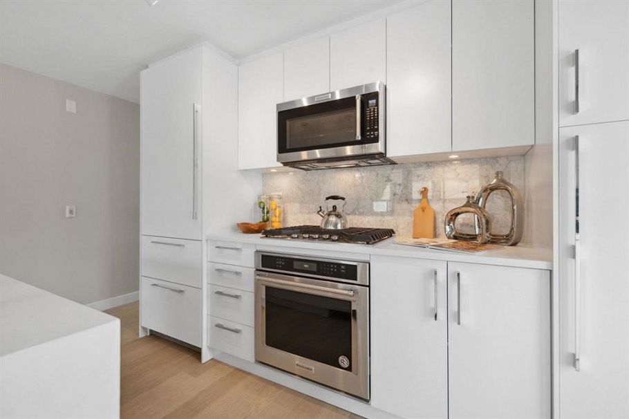 2512 Fraser Street Vancouver, BC - 6