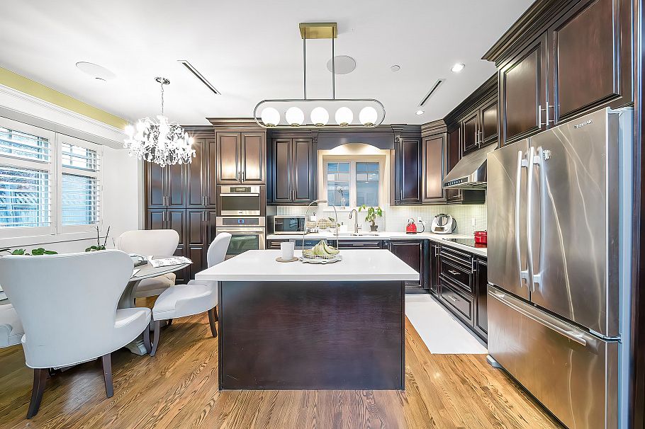 3838 W 15th Avenue Vancouver, BC - 12