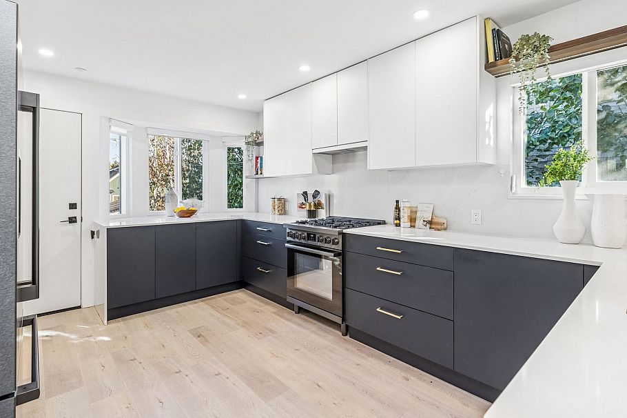 4578 Windsor Street Vancouver, BC - 6