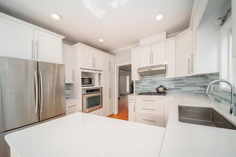 2726 W 42nd Avenue Vancouver, BC - 13