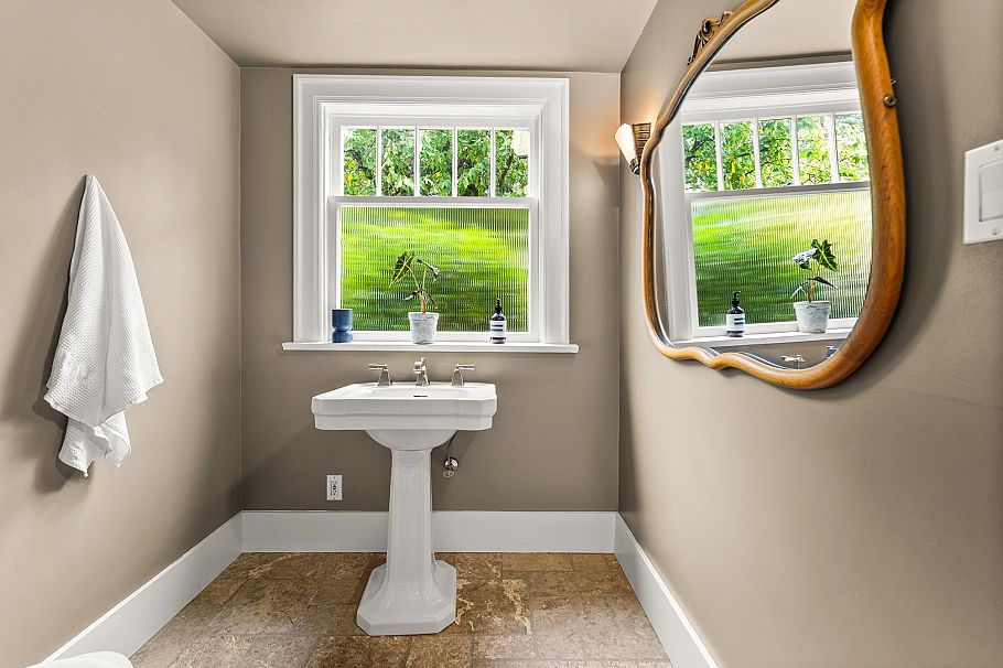 3141 W 39th Avenue Vancouver, BC - 18