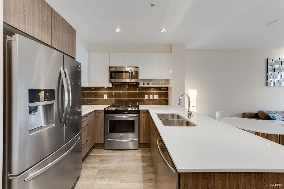 204 202 E 24th Avenue Vancouver, BC - 15