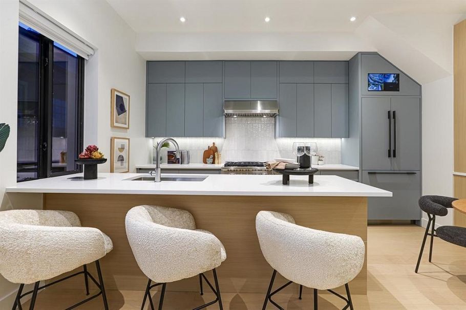 1943 E 6th Avenue Vancouver, BC - 6