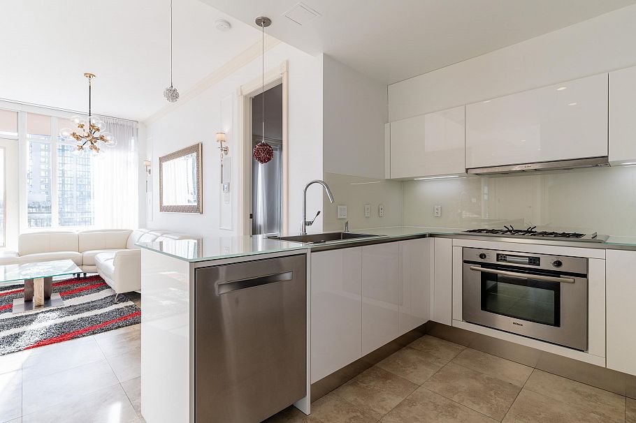 801 1280 Richards Street Vancouver, BC - 13