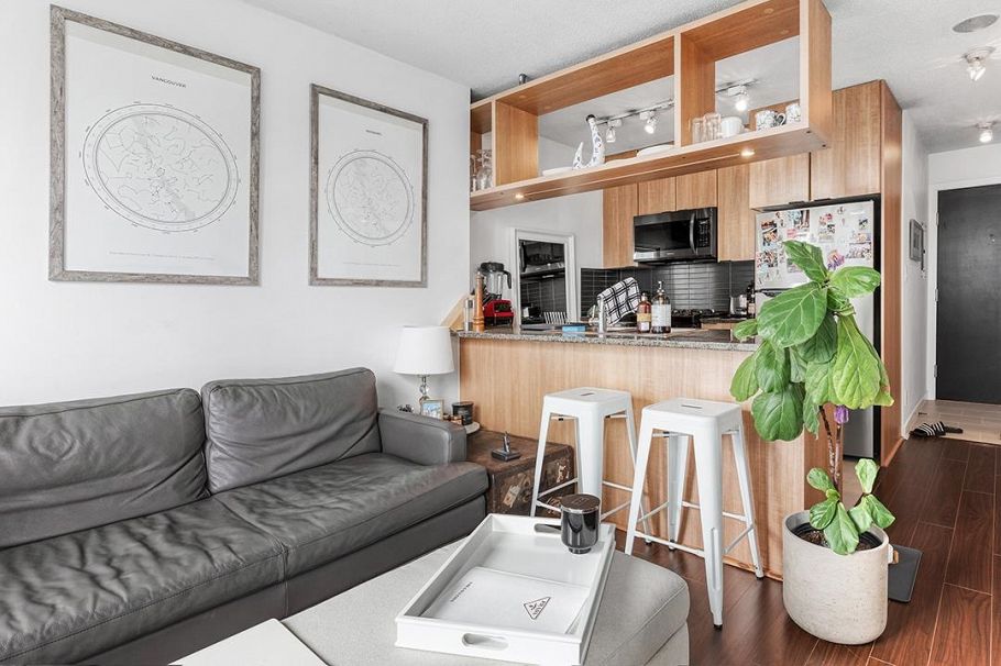 1105 1001 Richards Street Vancouver, BC - 2