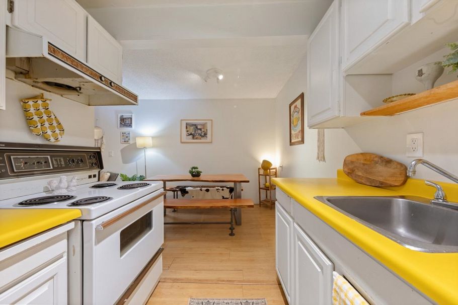 208 1516 Charles Street Vancouver, BC - 13