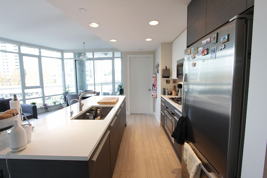 402 2008 Rosser Avenue Burnaby, BC - 4