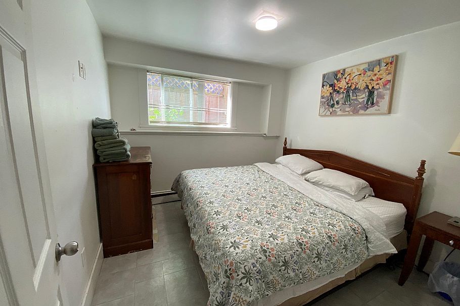 387 W 13th Avenue Vancouver, BC - 11