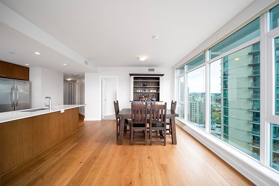 2108 1372 Seymour Street Vancouver, BC - 3