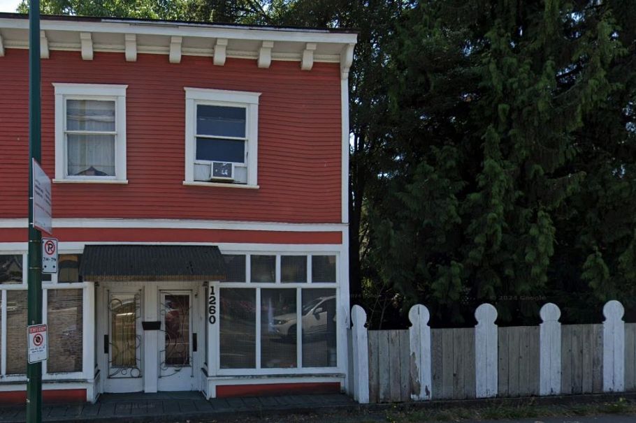 1260 E 12th Avenue Vancouver, BC - 1