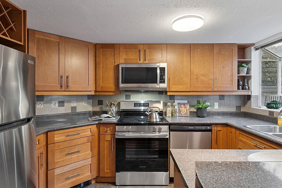 2994 Mt Seymour Parkway North Vancouver, BC - 11