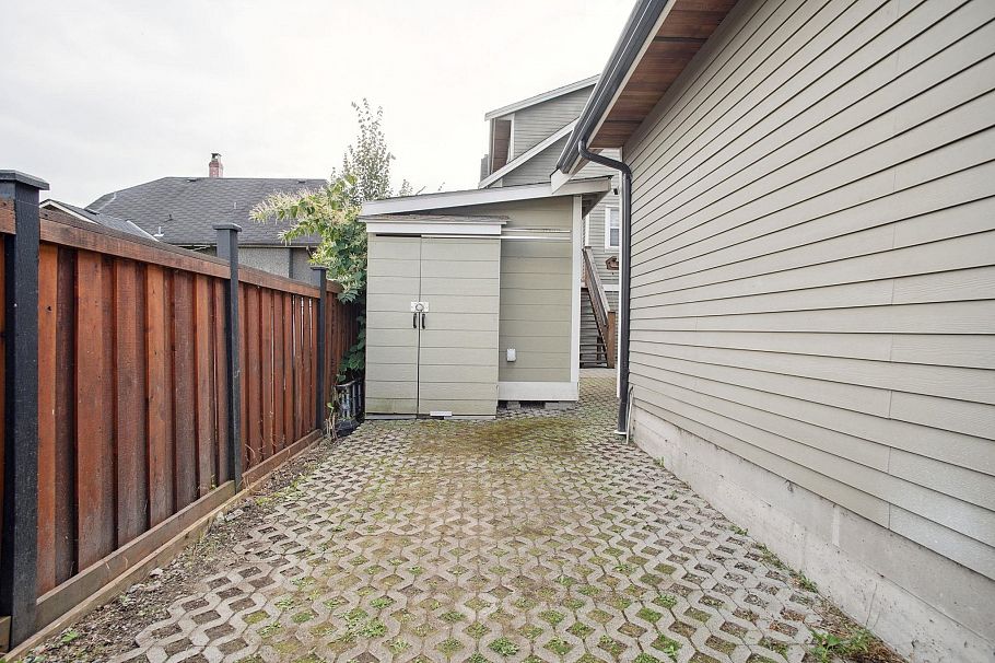 1371 E 20th Avenue Vancouver, BC - 28