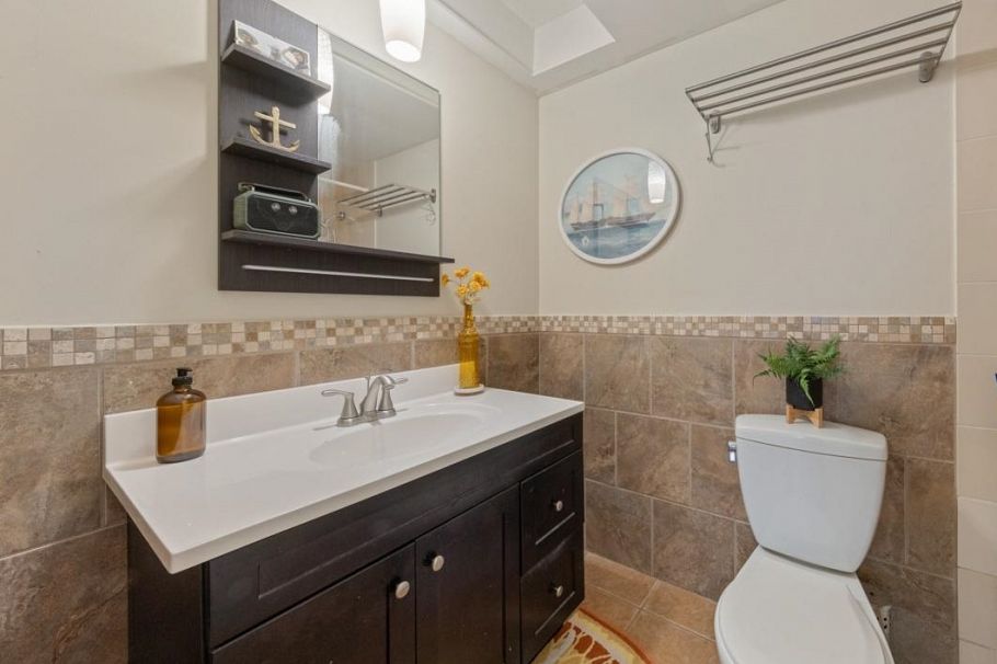 208 1516 Charles Street Vancouver, BC - 19