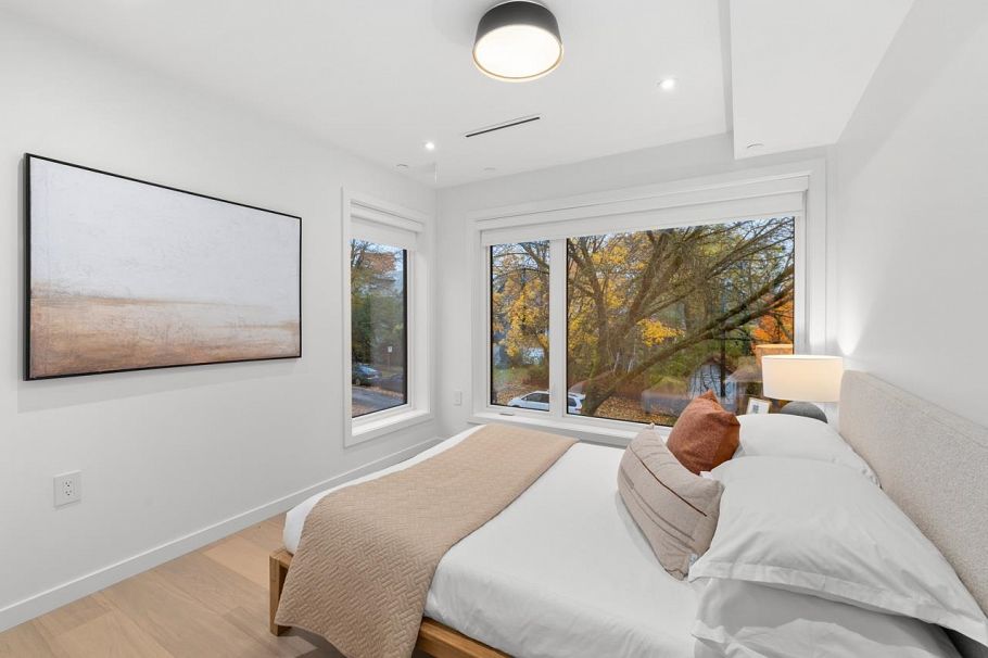 683 W 18th Avenue Vancouver, BC - 22