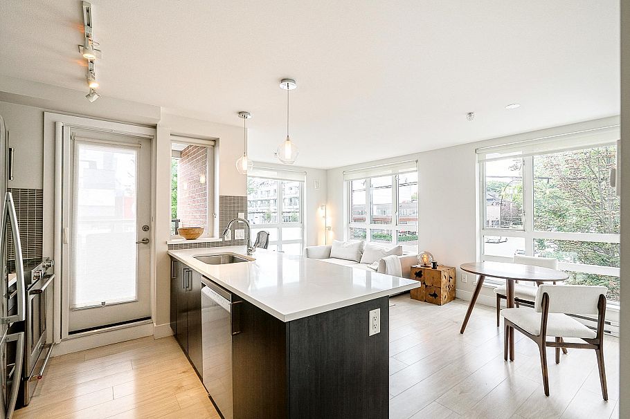 305 2477 Carolina Street Vancouver, BC - 8