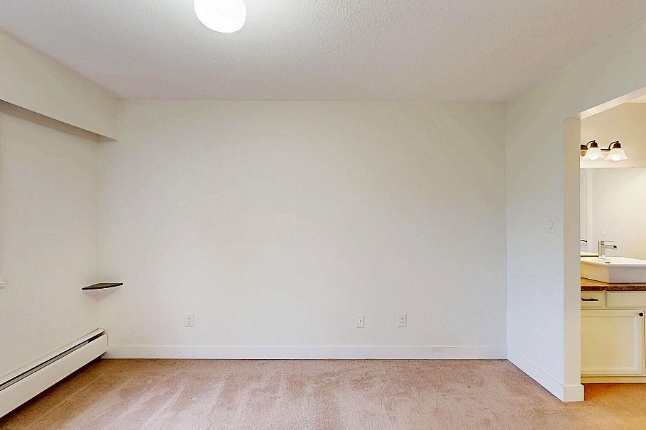 206 138 W 18th Street North Vancouver, BC - 10