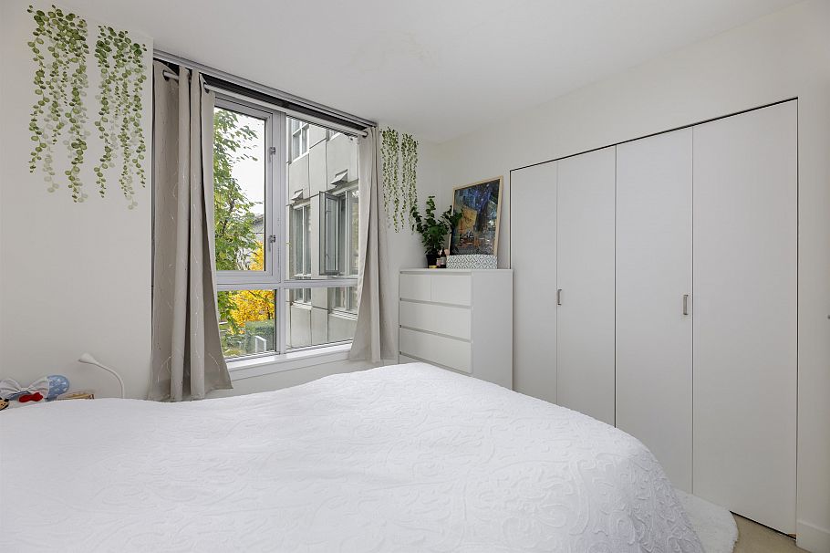 401 1030 W Broadway Vancouver, BC - 10