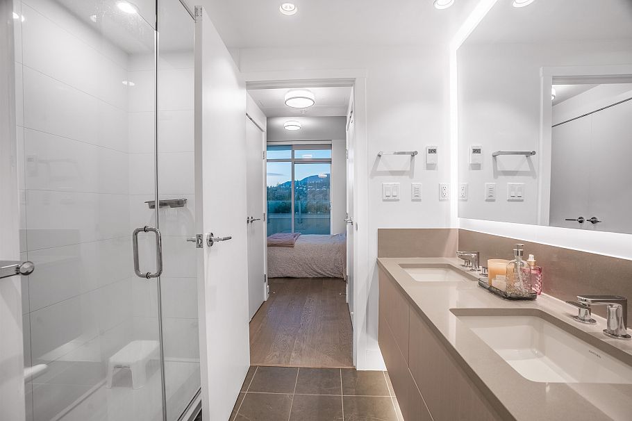 306 1675 Lions Gate Lane North Vancouver, BC - 11