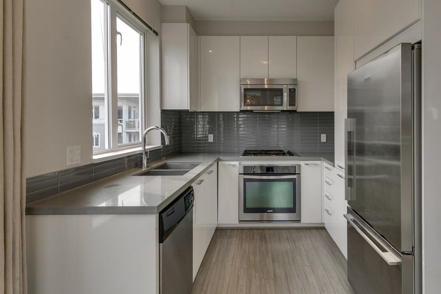 307 217 W 8th Street North Vancouver, BC - 11