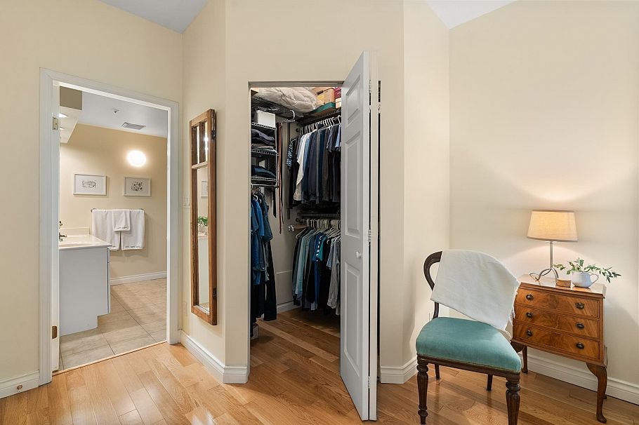 212 360 E 36th Avenue Vancouver, BC - 28