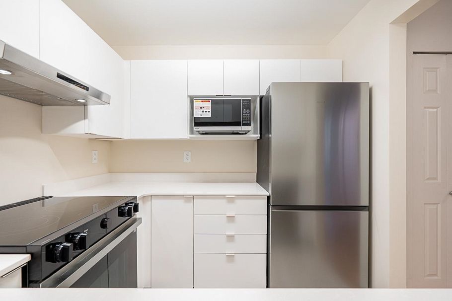 702 1010 Howe Street Vancouver, BC - 11