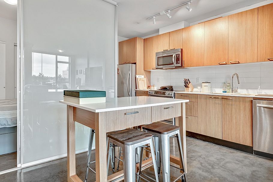 516 221 Union Street Vancouver, BC - 5