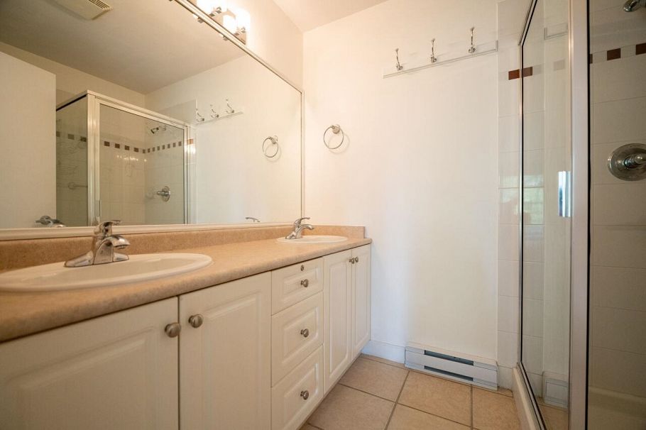 3058 E Kent Avenue South Vancouver, BC - 26