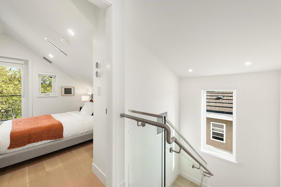 1 2750 W 19th Avenue Vancouver, BC - 28