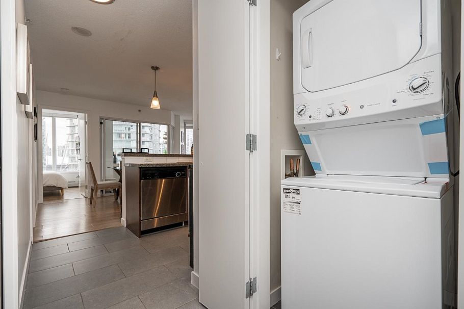 2303 58 Keefer Place Vancouver, BC - 31