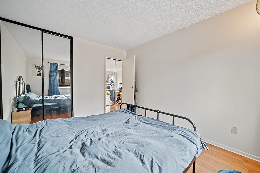 229 2033 Triumph Street Vancouver, BC - 13