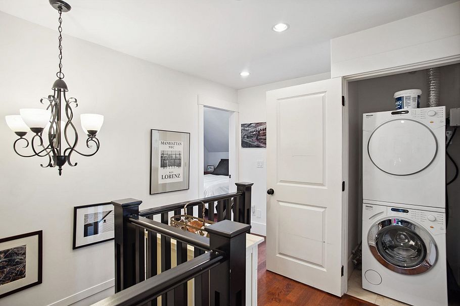 1371 E 20th Avenue Vancouver, BC - 26