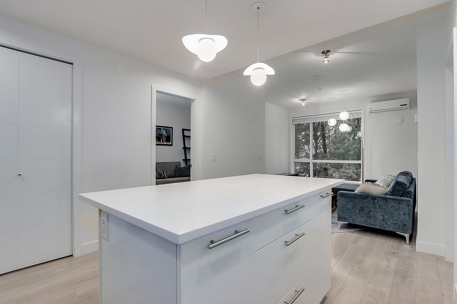 528 723 W 3rd Street North Vancouver, BC - 10