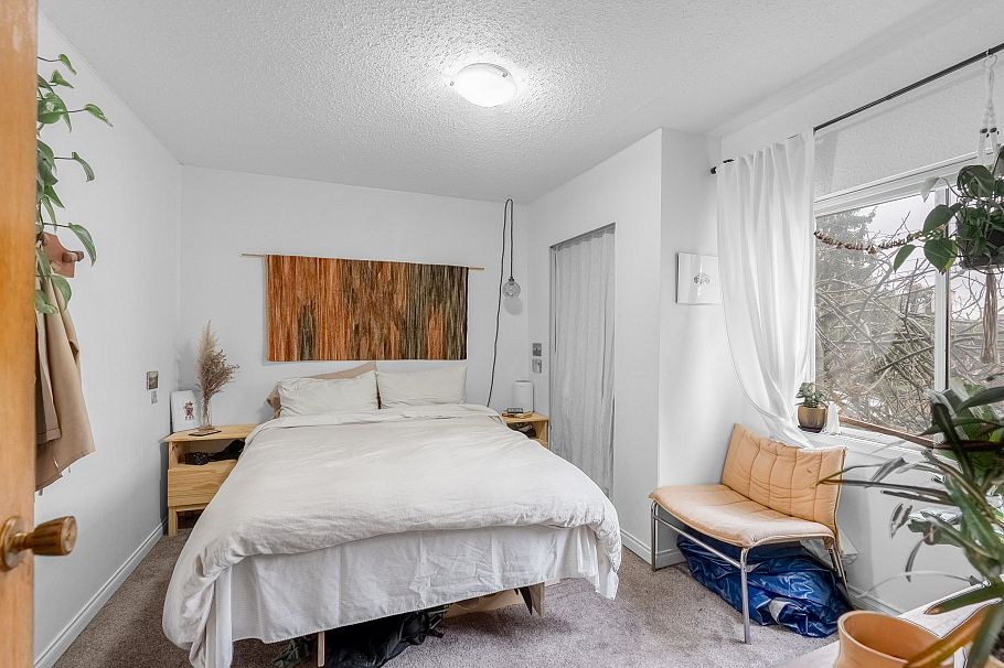 610 Salsbury Drive Vancouver, BC - 7