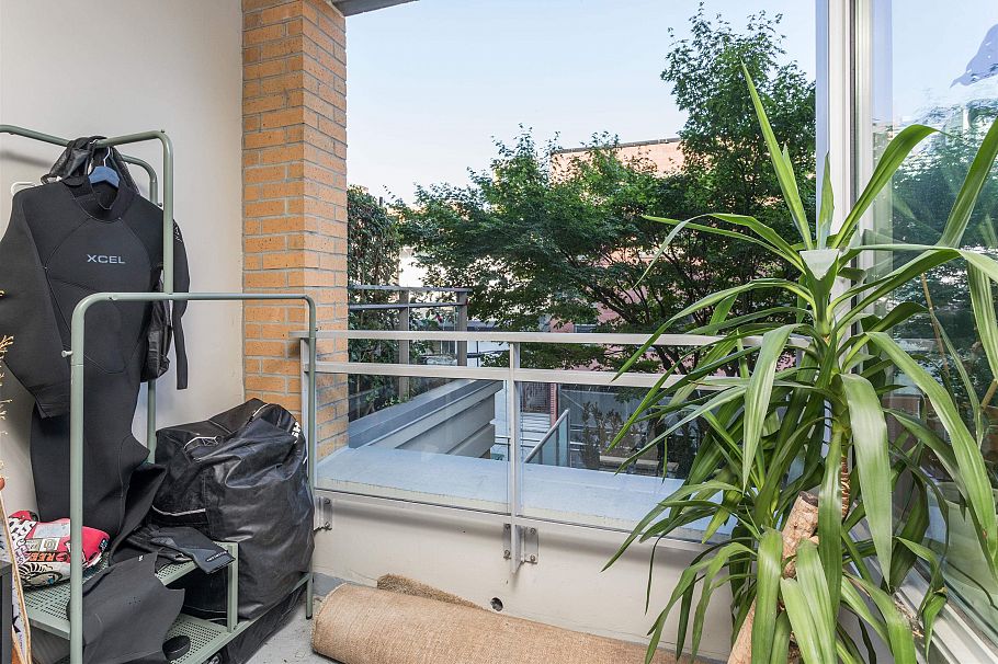 310 221 Union Street Vancouver, BC - 20