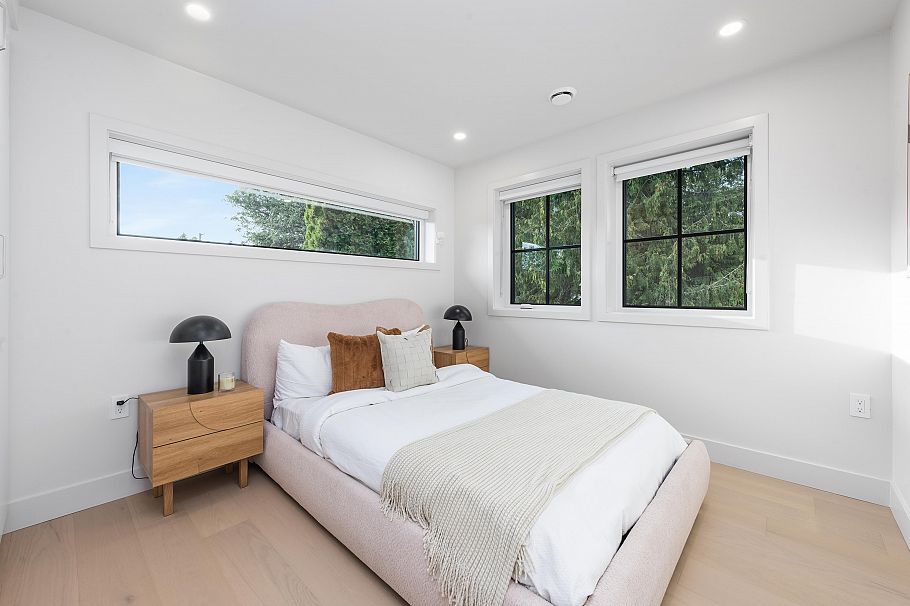 1 2136 E 10 Avenue Vancouver, BC - 24