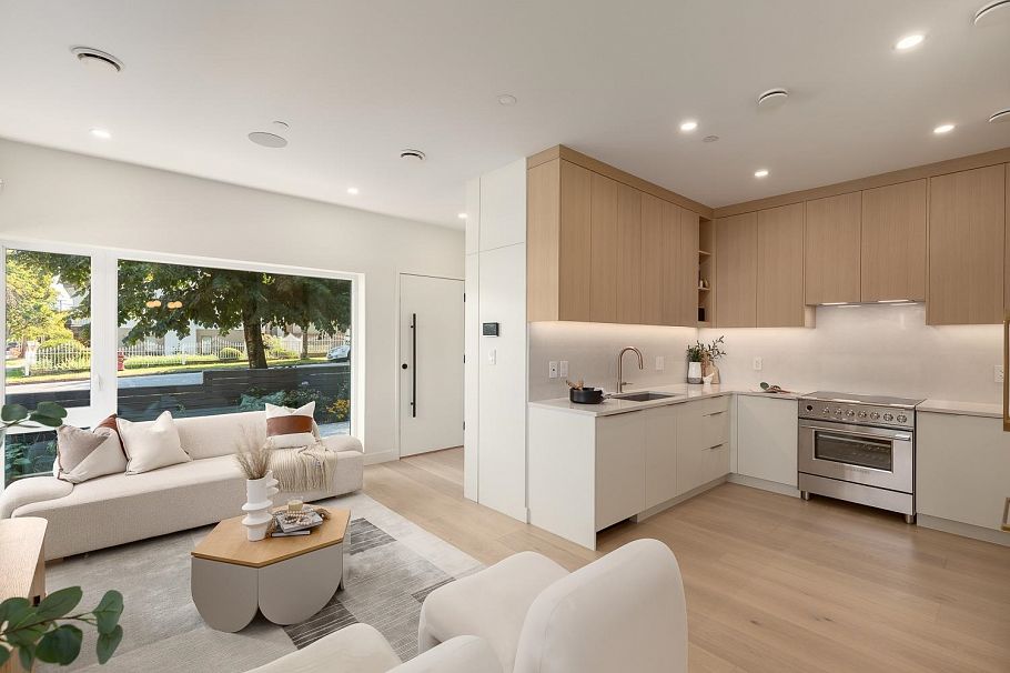 5403 Wales Street Vancouver, BC - 3