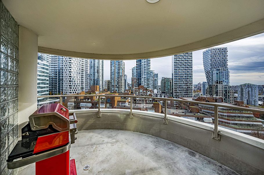 1405 1020 Harwood Street Vancouver, BC - 13